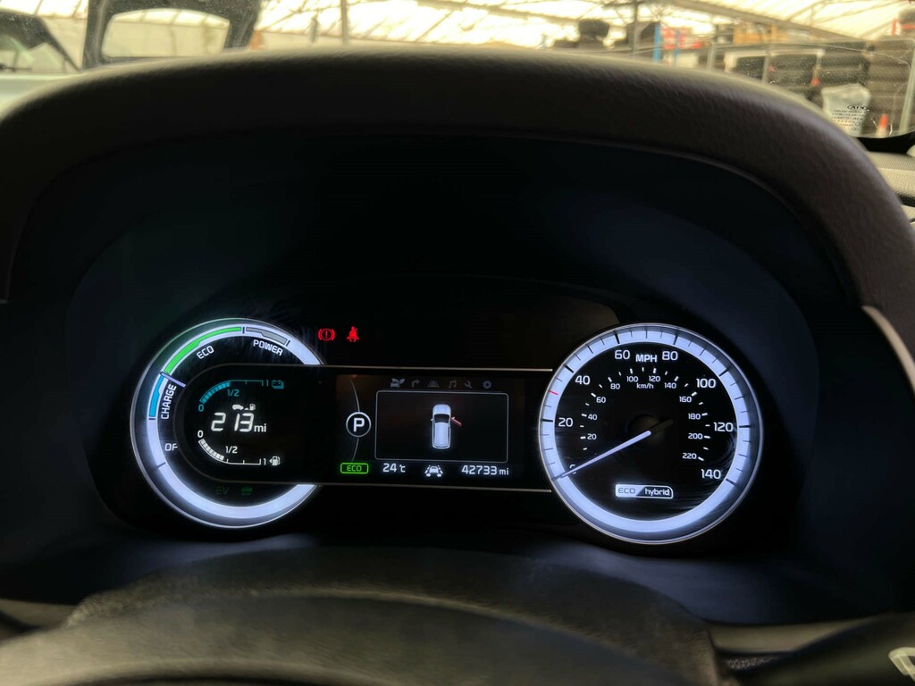 Kia Niro Suv Red #6
