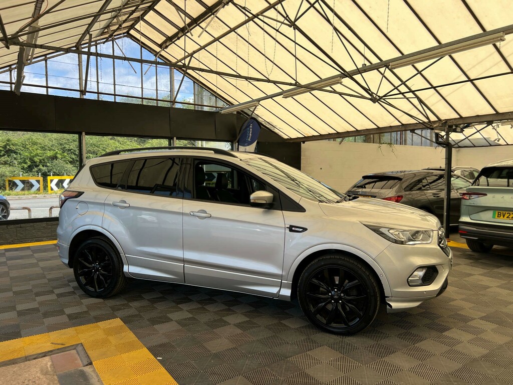 Ford Kuga Suv BK18UKM Silver