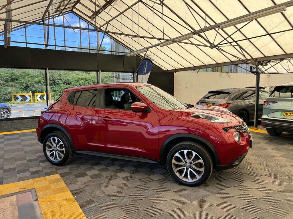 Nissan Juke Juke Tekna Cvt Red