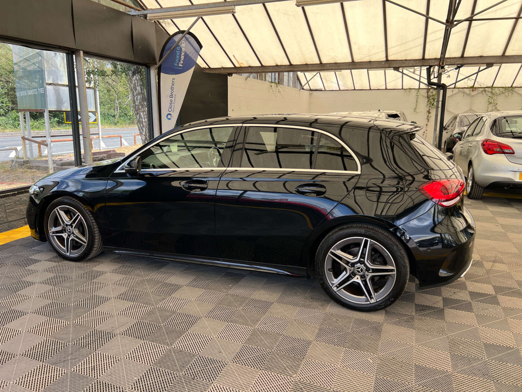 Mercedes-Benz A Class Amg Line YN21WGD Black #4