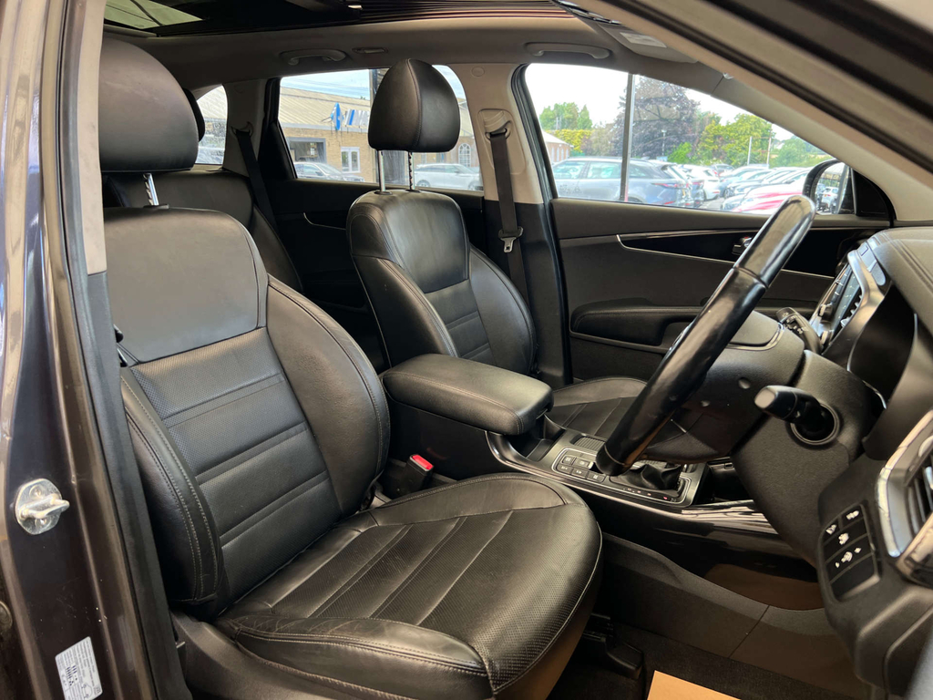 Kia Sorento Suv Grey #6