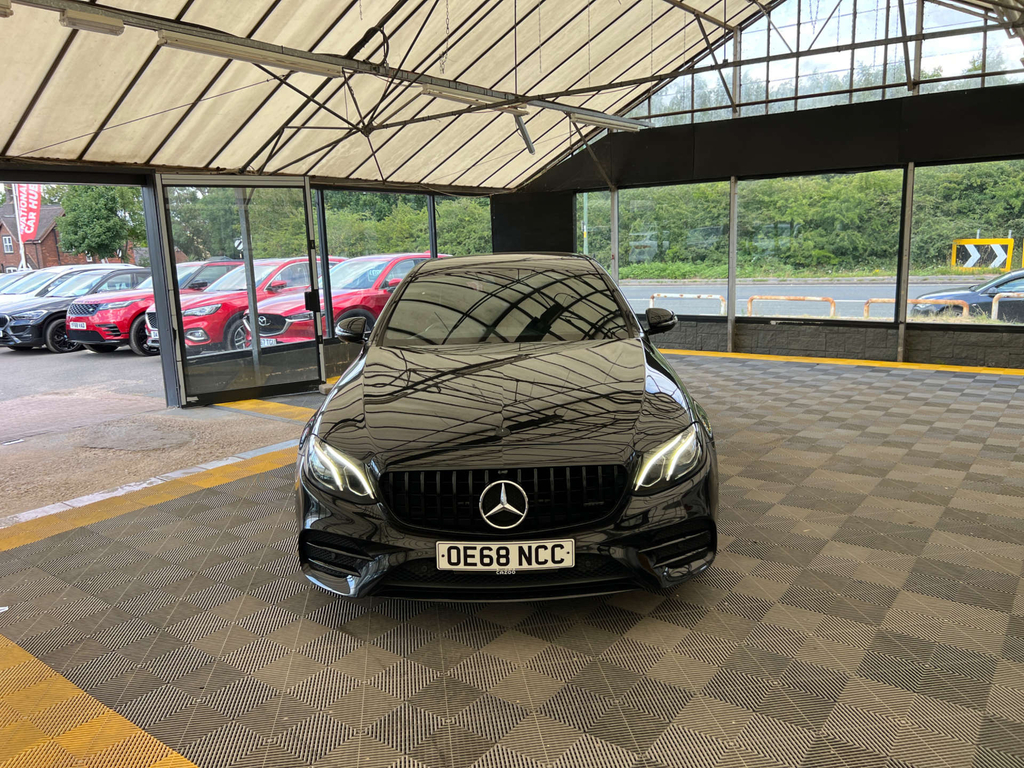 Mercedes-Benz E Class E 200 Amg Line Black #2