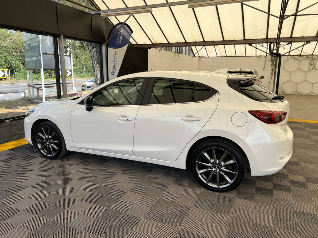 Mazda 3 Hatchback White #4