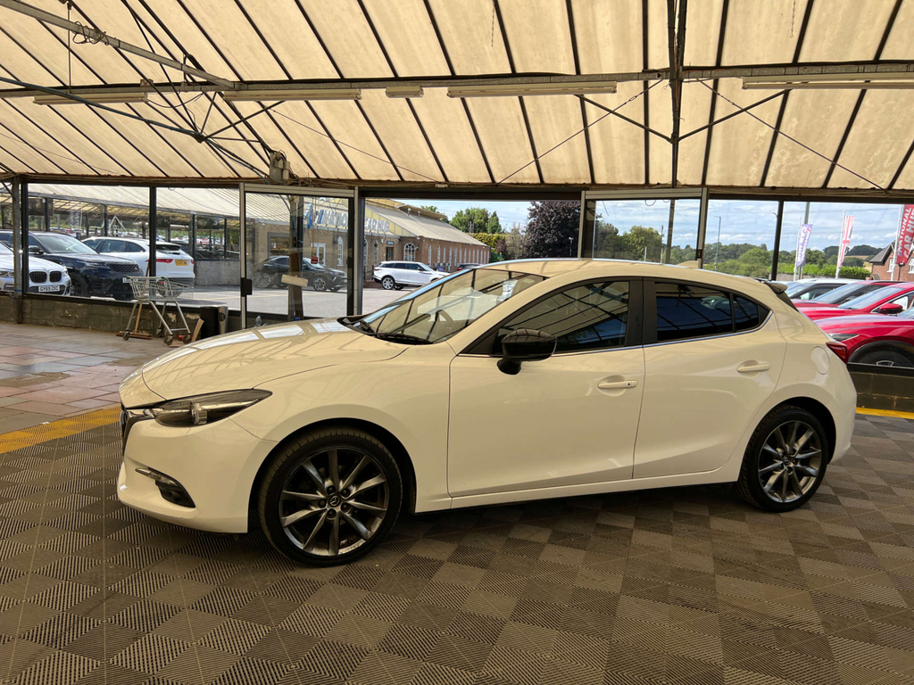 Mazda 3 Hatchback White #3