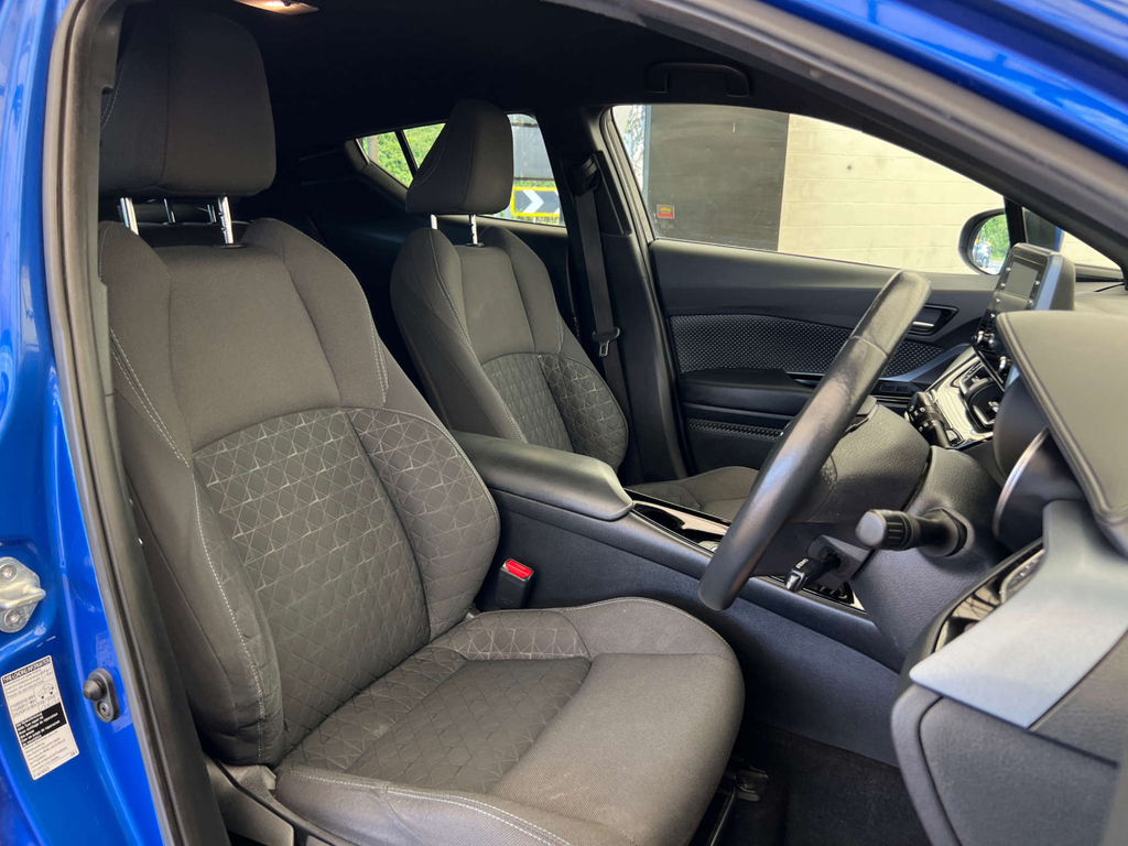 Toyota C-Hr Suv Blue #6