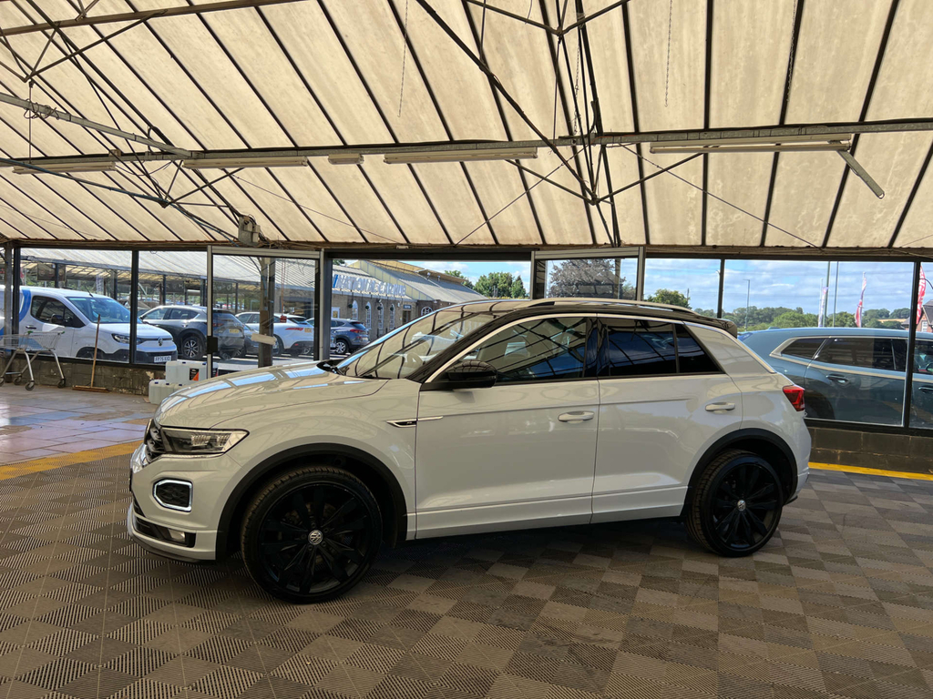 Volkswagen T-Roc Suv Silver #3