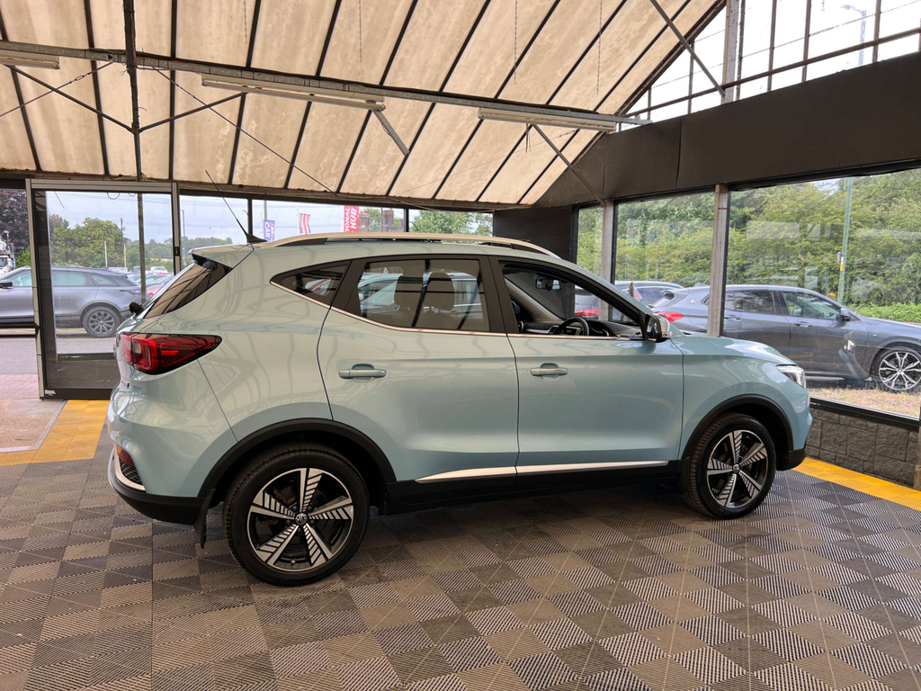 MG ZS Suv LO20UZC Blue #5