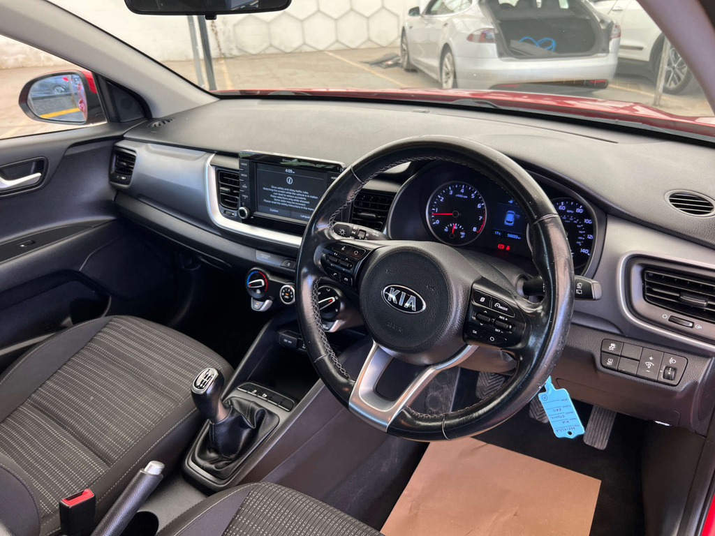 Kia Stonic 2019 1.0 T-gdi 3 Suv Dct Euro 6 Ss Grey #8