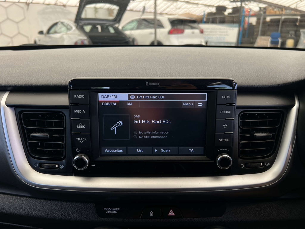 Kia Stonic 2019 1.0 T-gdi 3 Suv Dct Euro 6 Ss Grey #11
