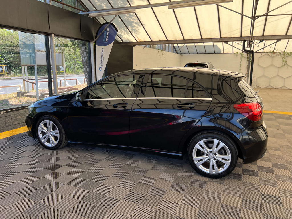 Mercedes-Benz A Class A 180 D Sport Black #4