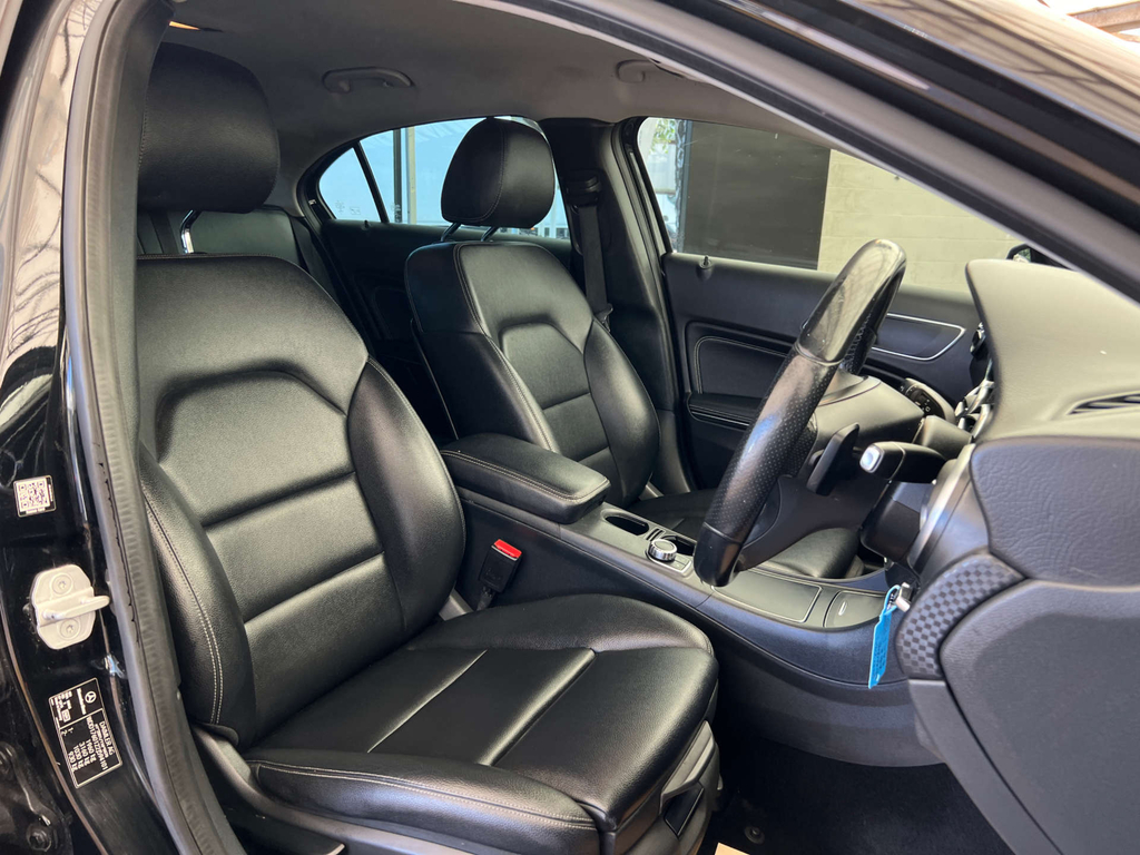 Mercedes-Benz A Class A 180 D Sport Black #6