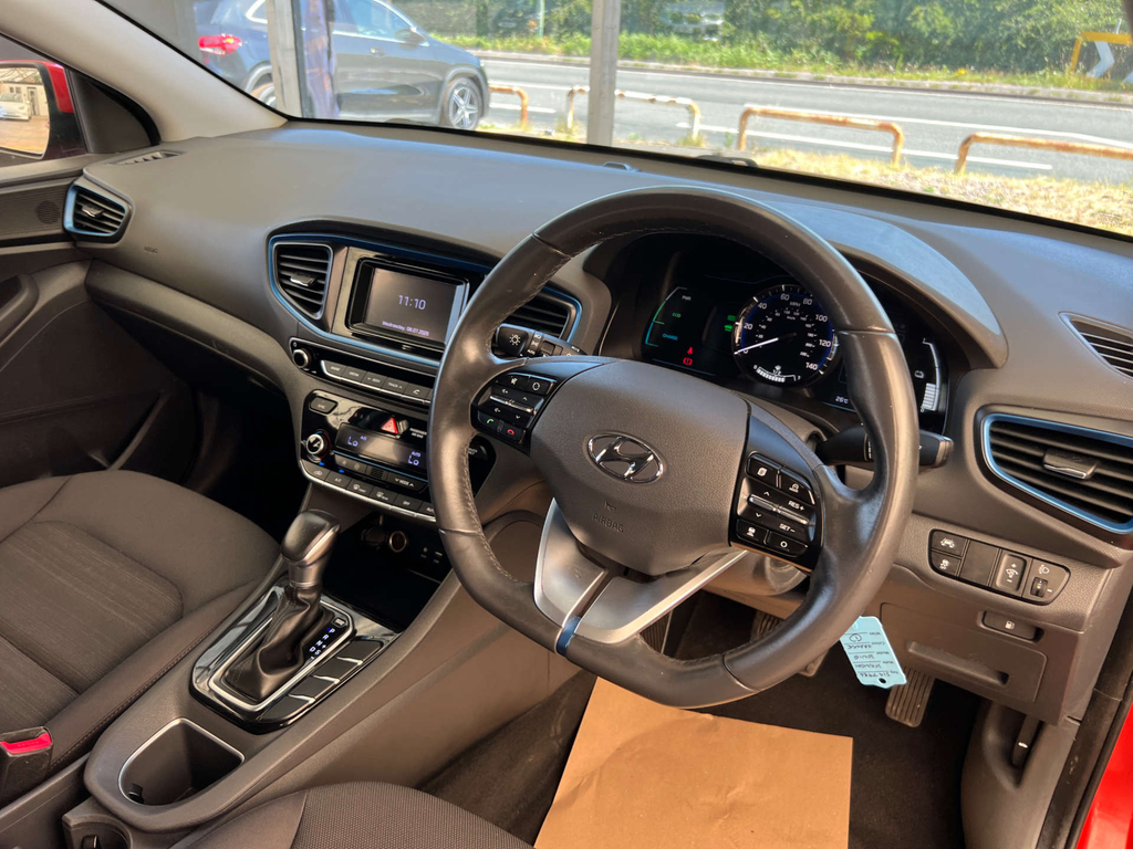 Hyundai Ioniq 1.6 Gdi Hybrid Premium Se Dct - 2017 17 White #7