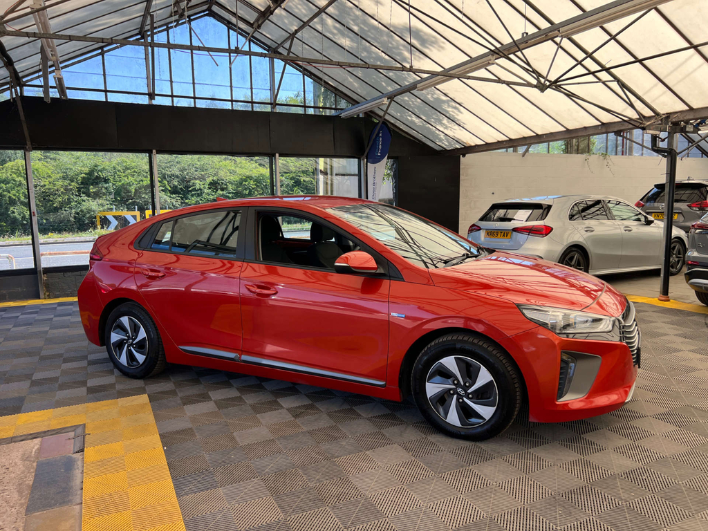 Hyundai Ioniq Hatchback Orange