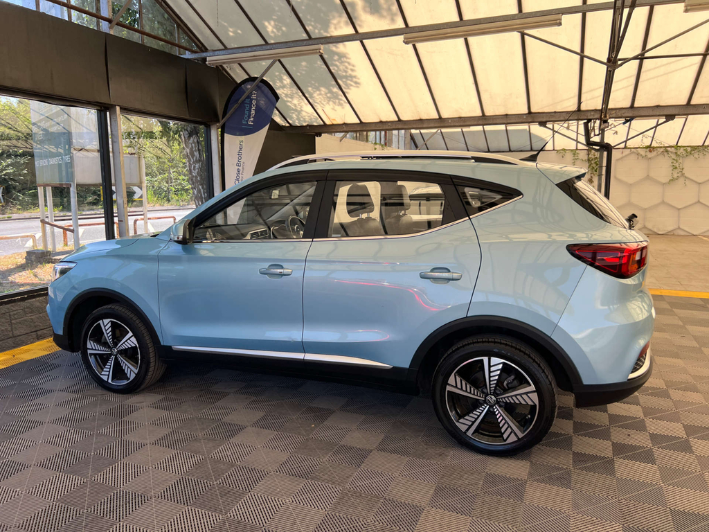 MG ZS Zs Exclusive Ev Blue #4