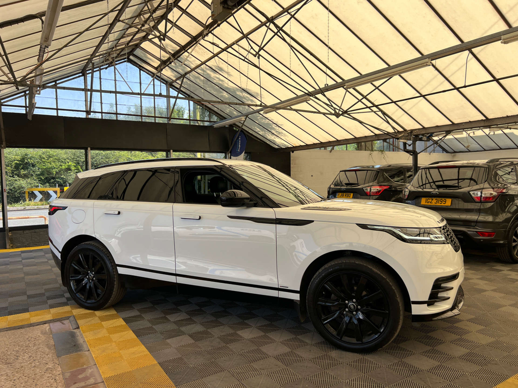 Land Rover Range Rover Velar R-dynamic S White
