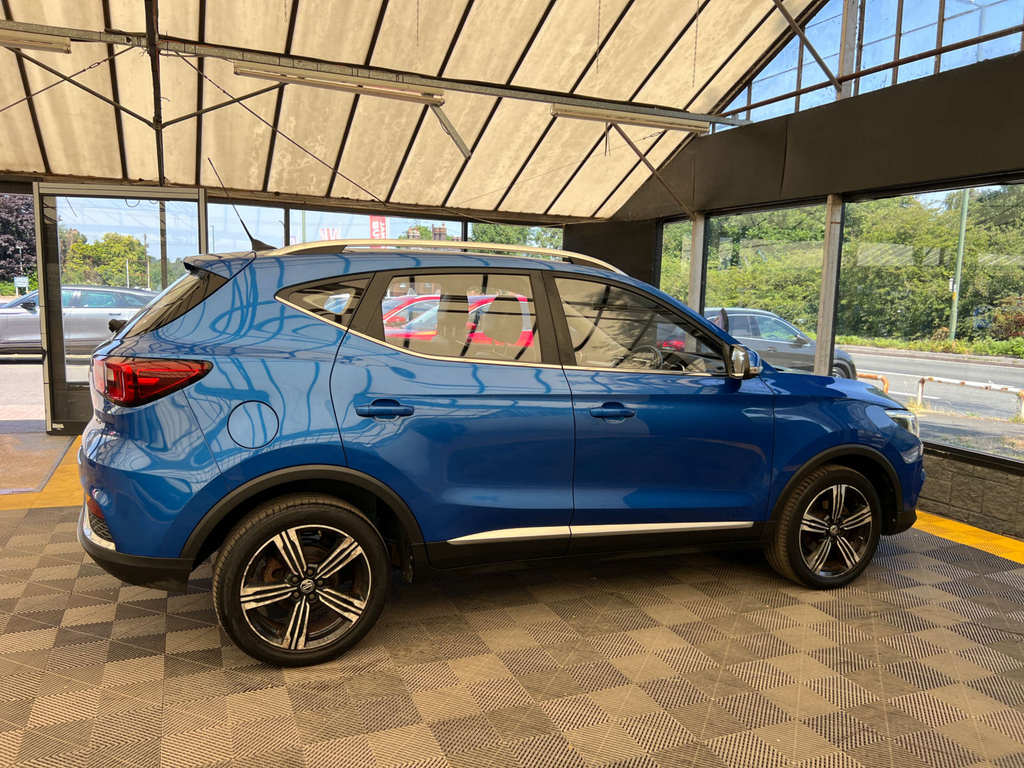 MG ZS Exclusive Blue #5