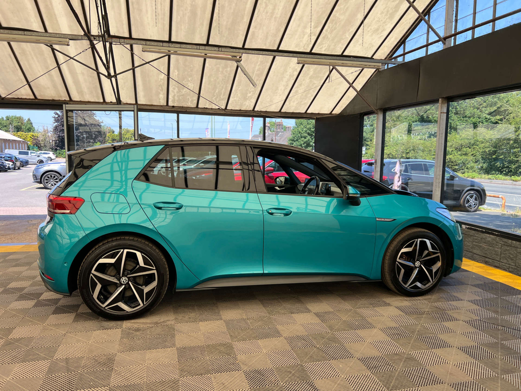 Volkswagen ID.3 Hatchback Blue #6