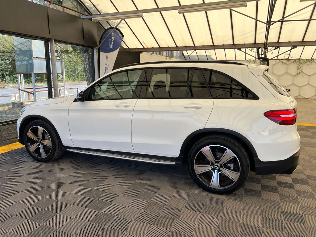 Mercedes-Benz GLC Class Suv White #2