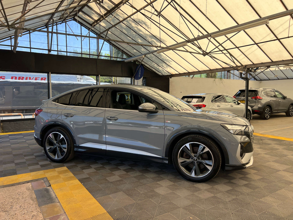 Audi Q4 E Tron Suv SW22AUY Grey