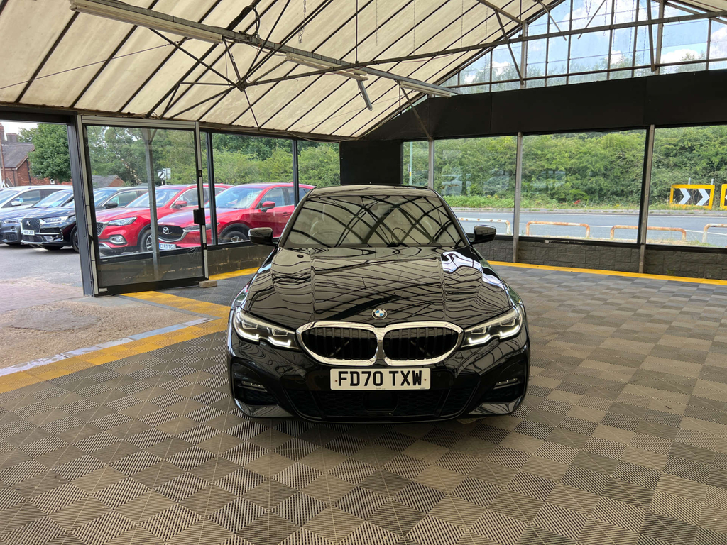 BMW 3 Series 330E M Sport Black #2