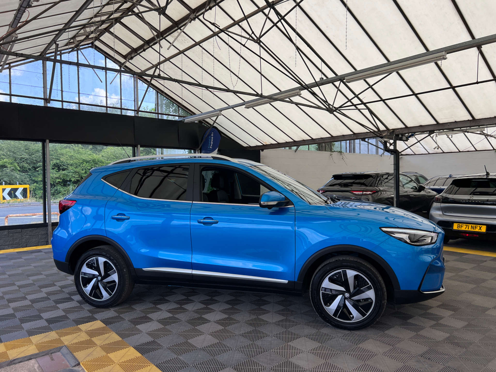 MG ZS Zs Trophy Connect Ev Blue