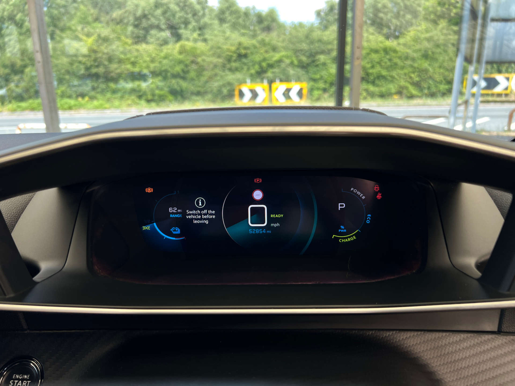 Peugeot 208 1.2 Puretech 100 Allure Premium Cwvehiclemarketing Grey #8
