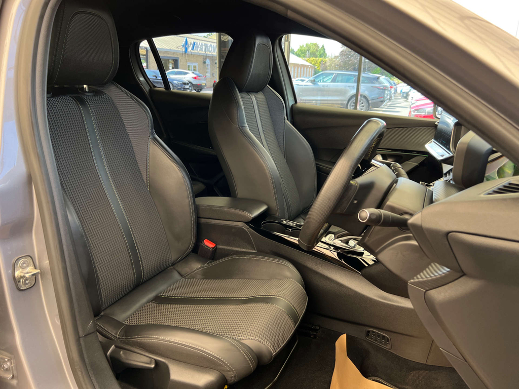 Peugeot 208 Hatchback Grey #6