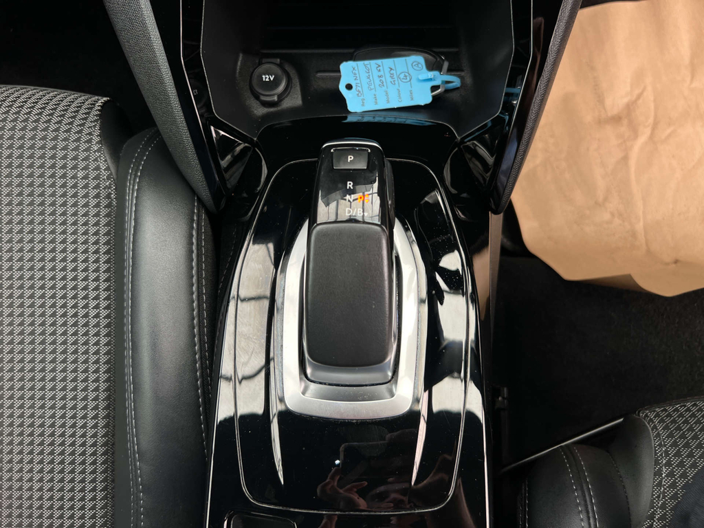 Peugeot 208 1.2 Puretech 100 Allure Premium Cwvehiclemarketing Grey #16