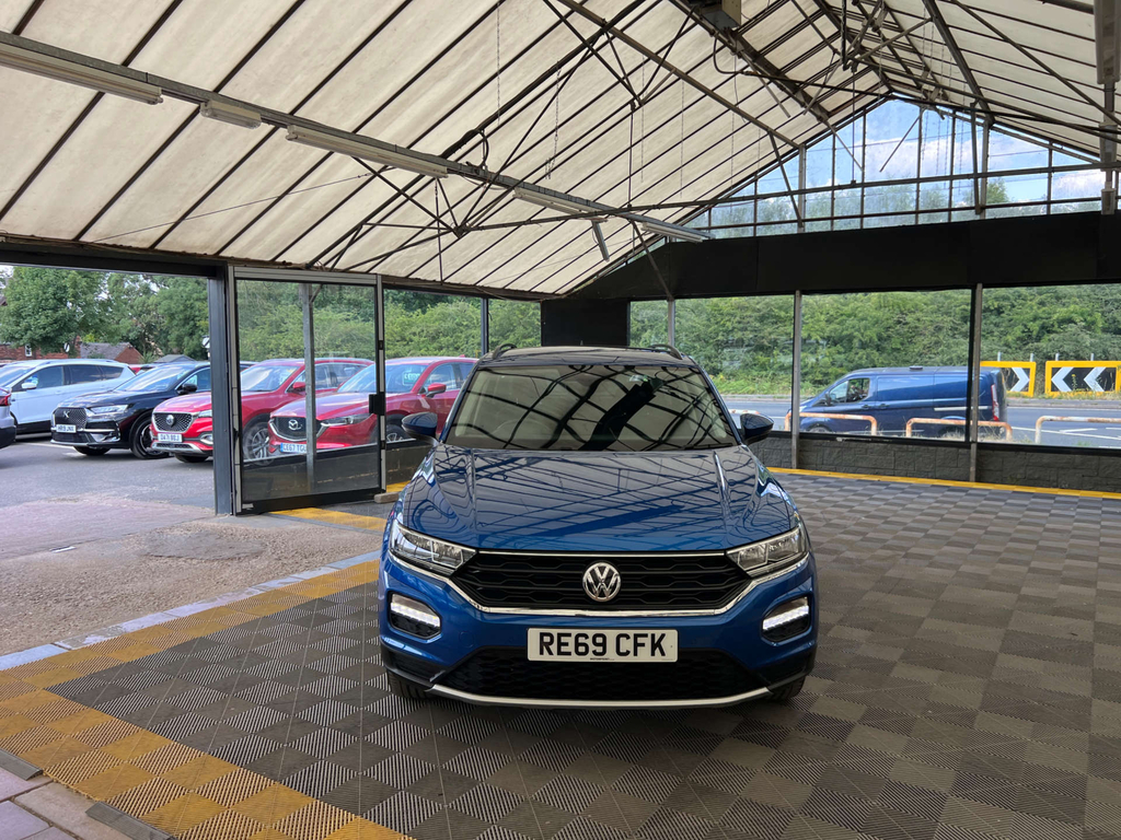 Volkswagen T-Roc Suv Blue #2