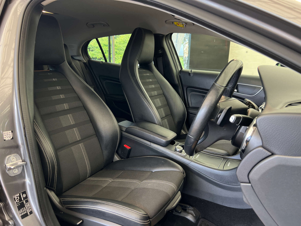 Mercedes-Benz GLA Class Gla 180 Urban Edition Grey #6