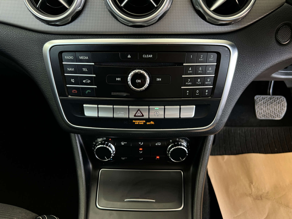 Mercedes-Benz GLA Class 1.6 Gla180 Urban Edition Suv 7G-dct Eur Red #15