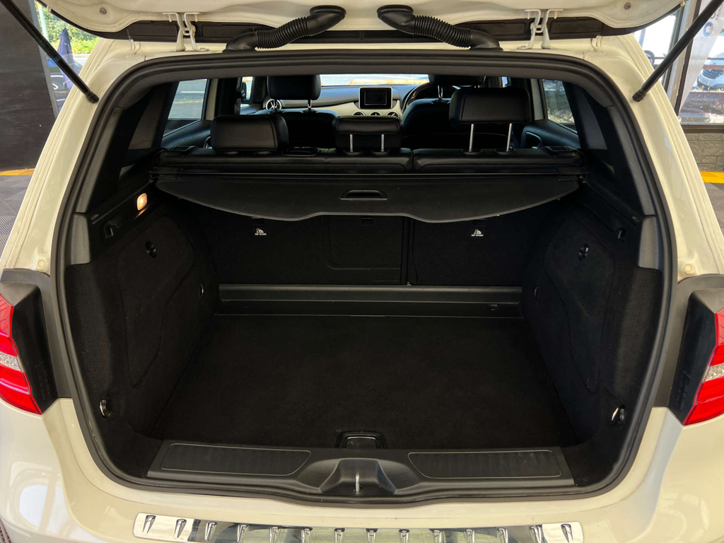 Mercedes-Benz B Class  Blue #18