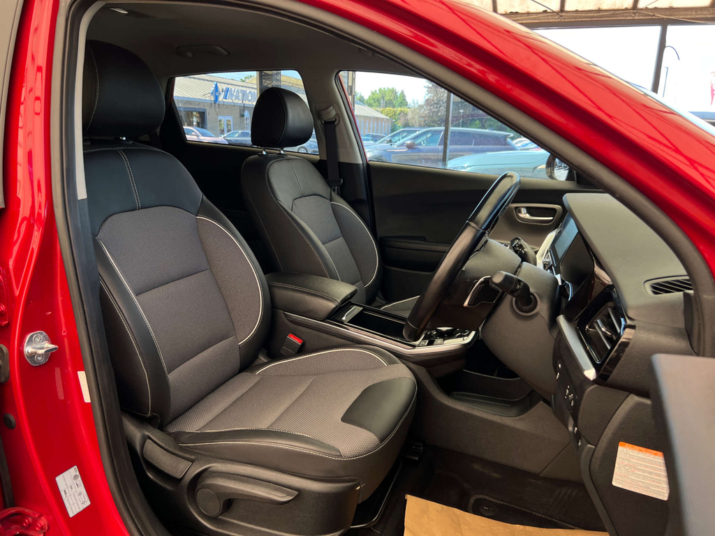 Kia Niro Suv Red #6