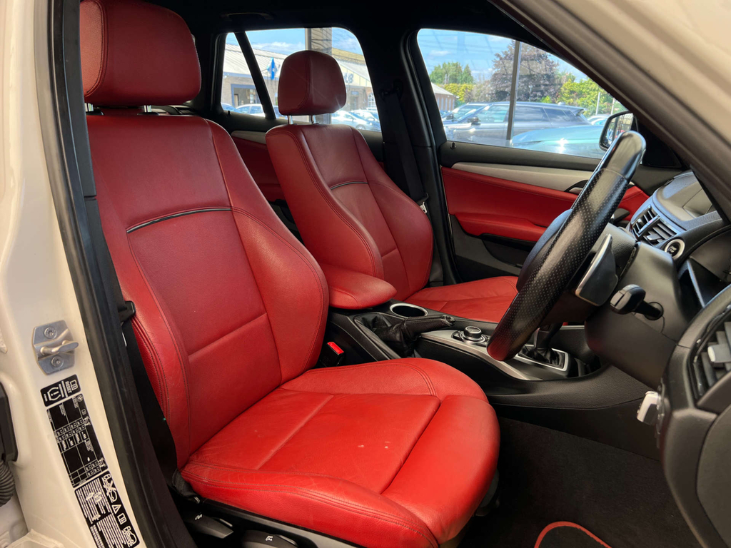 BMW X1 Suv AS64RES White #6