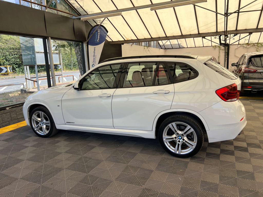 BMW X1 Suv AS64RES White #4