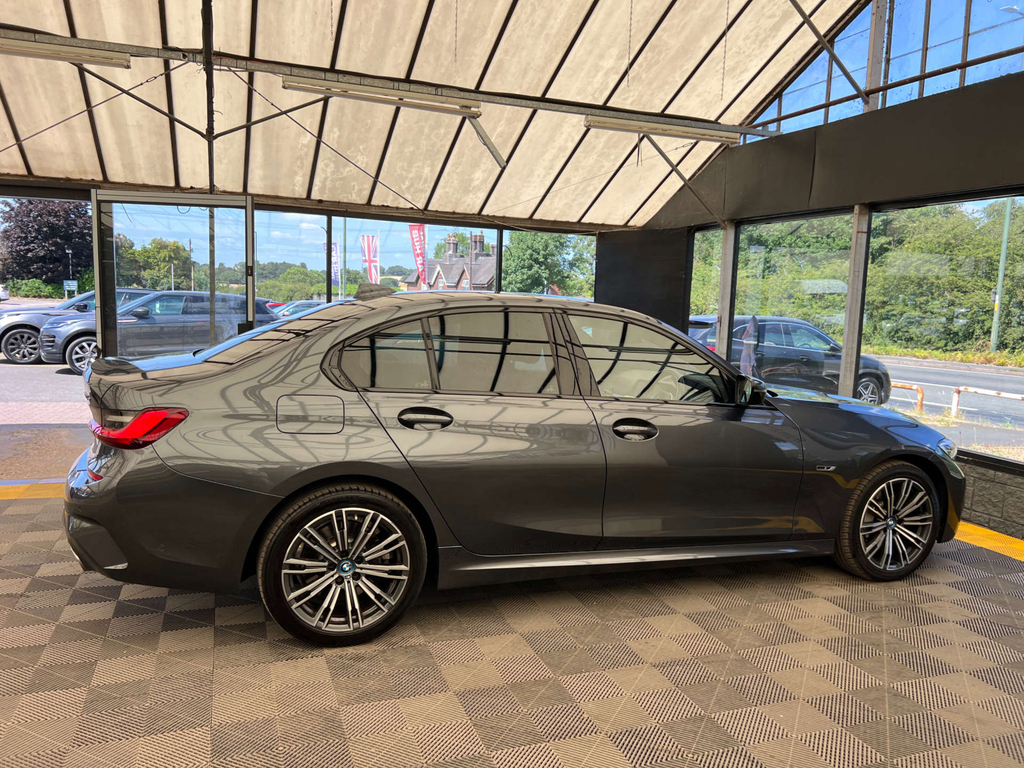 BMW 3 Series 330E M Sport NA22ONC Grey #4