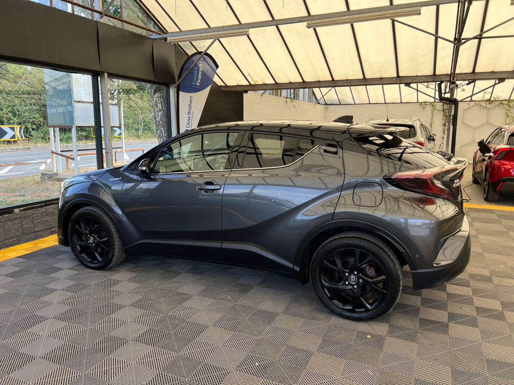 Toyota C-Hr Dynamic Blue #4