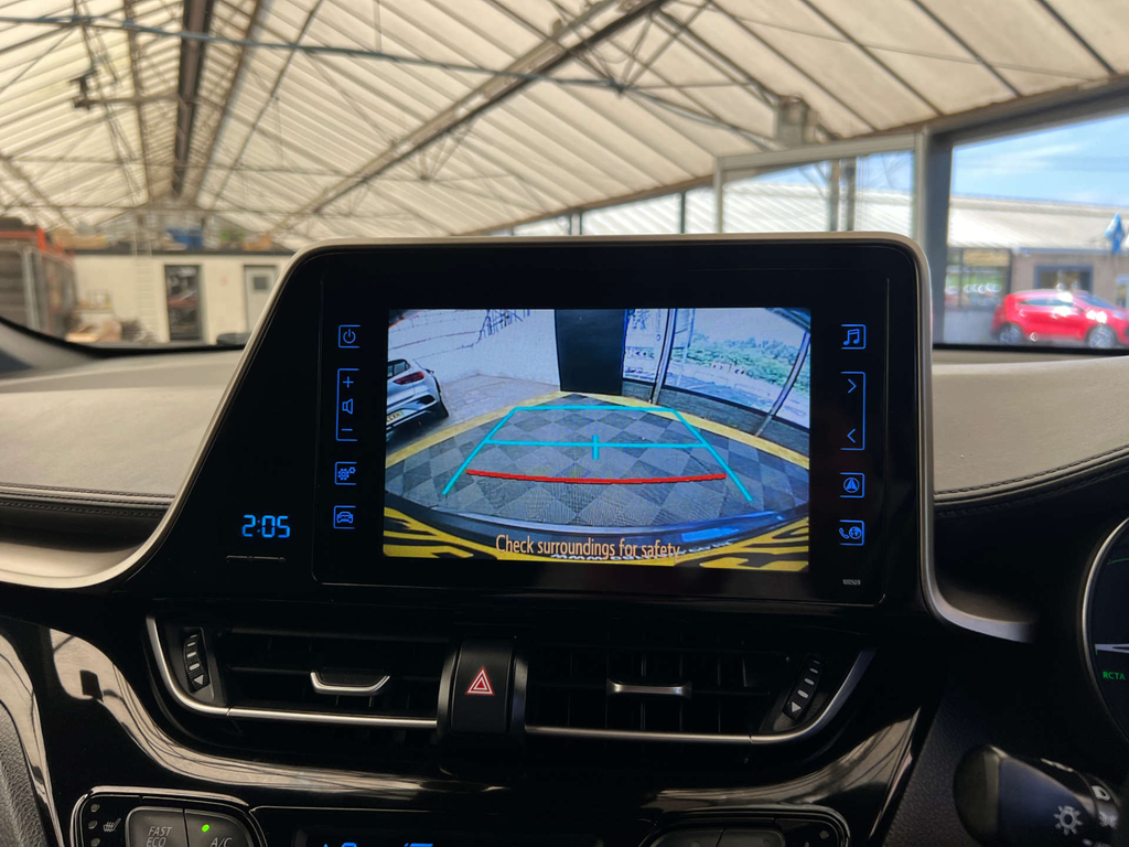 Toyota C-Hr Dynamic Blue #14