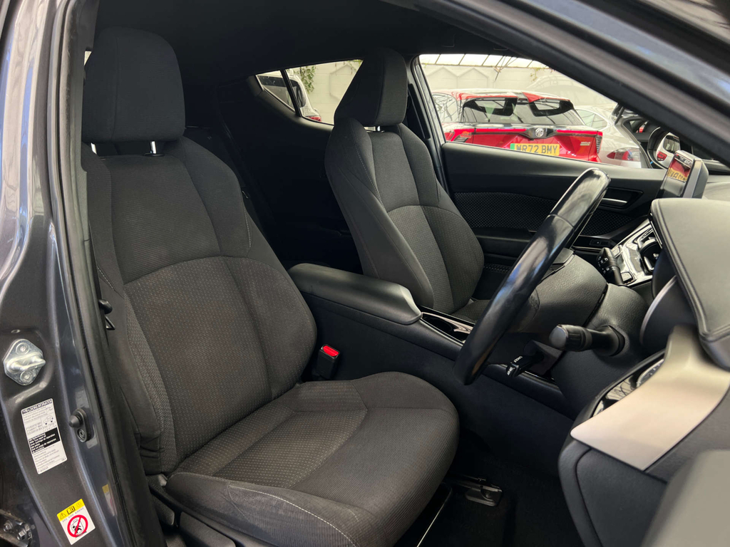 Toyota C-Hr Dynamic Blue #6