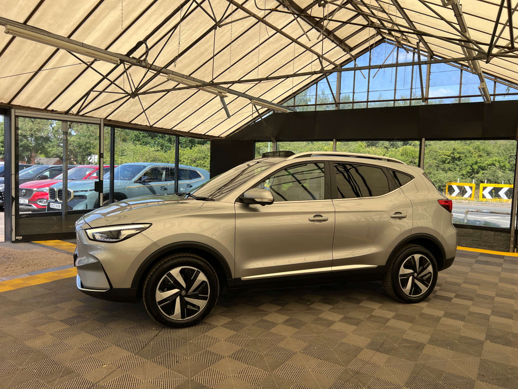MG ZS Suv HX23ZRC Silver #3