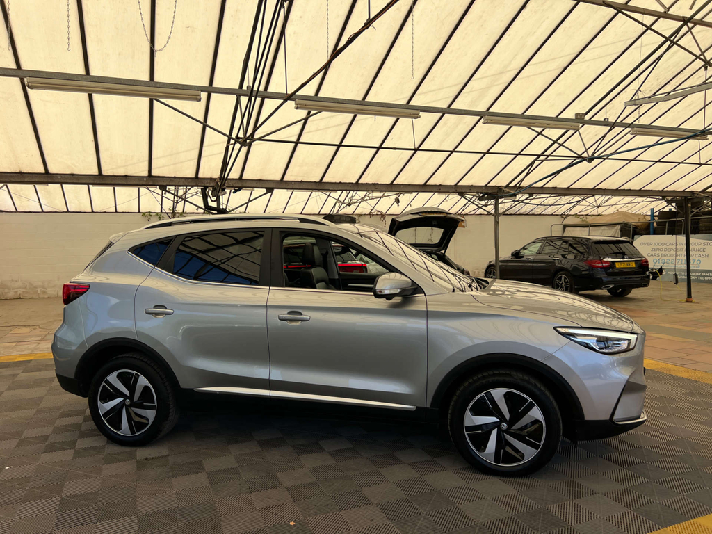 MG ZS Suv Silver