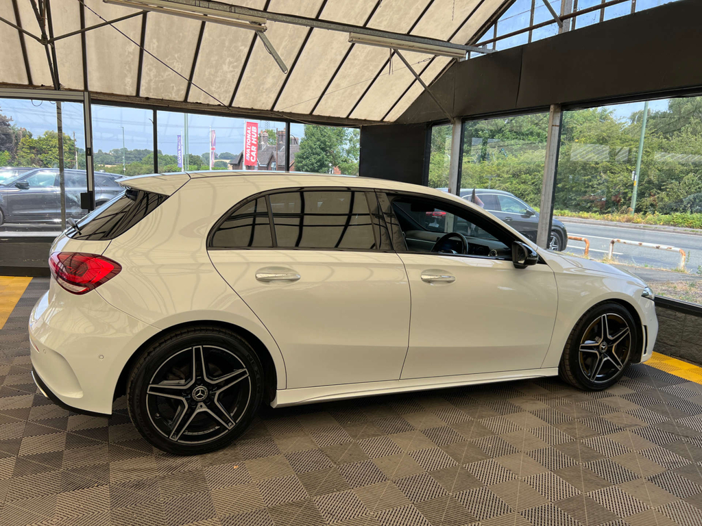Mercedes-Benz A Class A 200 Amg Line Premium D AV72RXK White #5