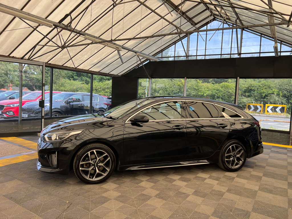 Kia Proceed Estate Black #3