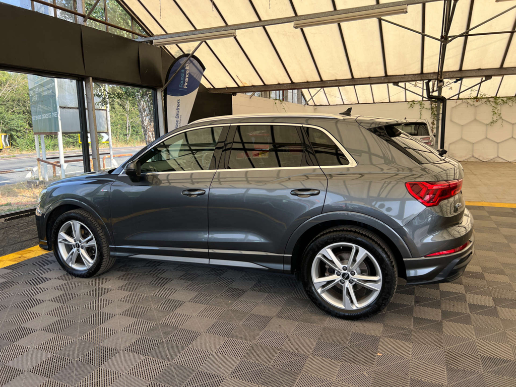 Audi Q3 Suv Grey #4