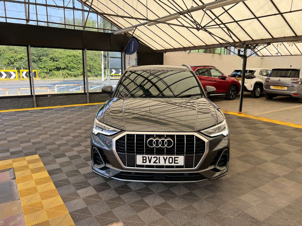 Audi Q3 Suv Grey #2