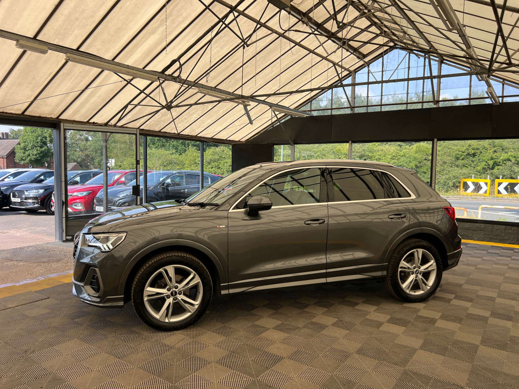 Audi Q3 Suv Grey #3