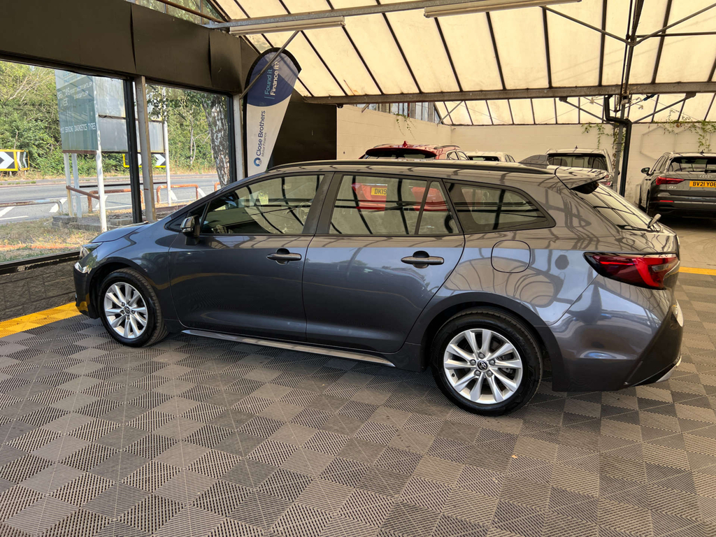 Toyota Corolla Estate Grey