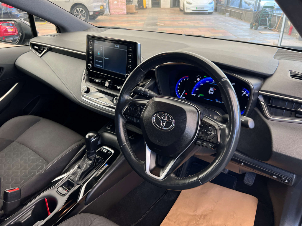 Toyota Corolla Hatchback Blue #6