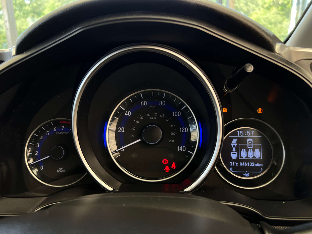 Honda Jazz 1.3 I-vtec S White #7