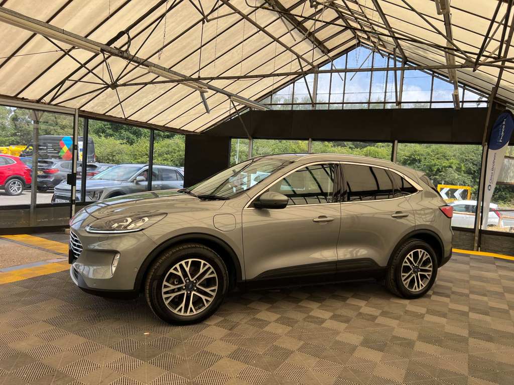 Ford Kuga Suv YP20AVJ Silver #3